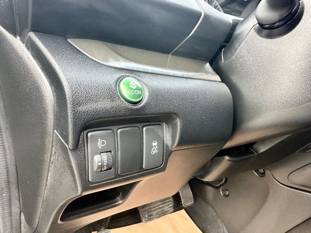 冠鑫汽車全程為您服務～ 2015年CRV/2400cc/VTI/全車原版件  第7張相片