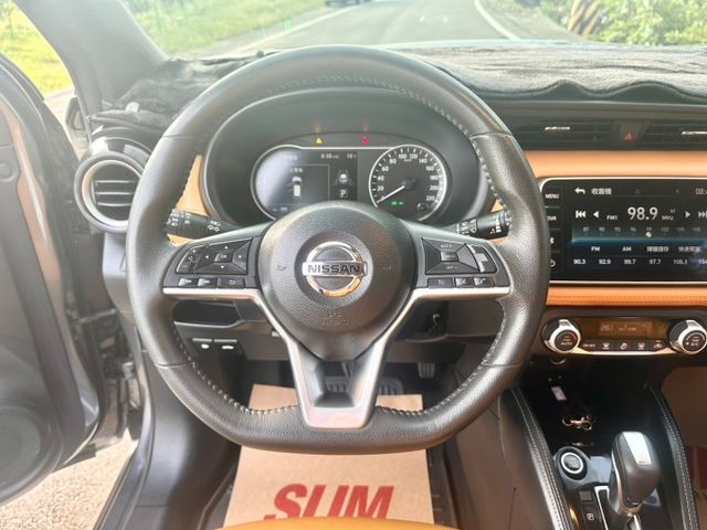 冠鑫汽車全程為您服務～ 2019 年KICKS/1500cc/智行旗艦版/雙色/全車原版件  第10張相片