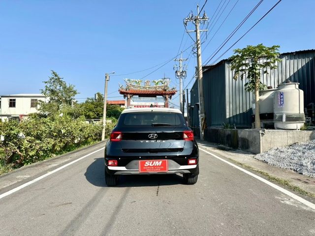 2022年VENUE/1600cc/全車原版件  第3張相片
