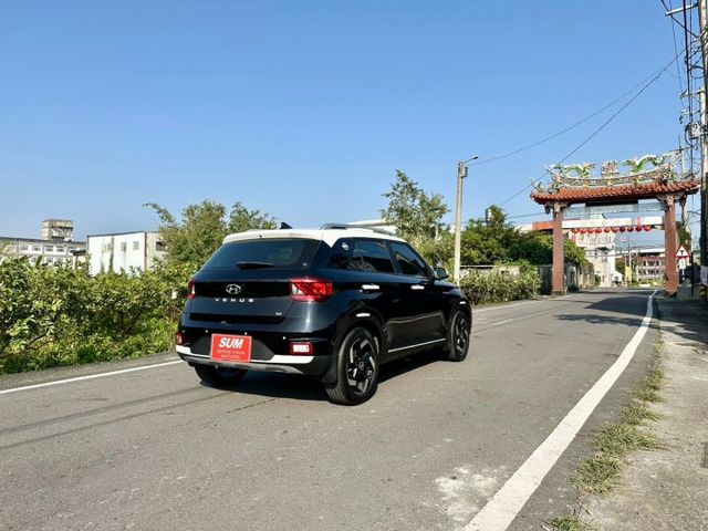 2022年VENUE/1600cc/全車原版件  第4張相片