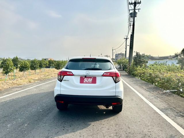 冠鑫汽車全程為您服務～2019年HRV1800cc/VTI-S 全車原版件  第4張相片
