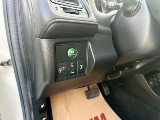 冠鑫汽車全程為您服務～2019年HRV1800cc/VTI-S 全車原版件  第9張相片