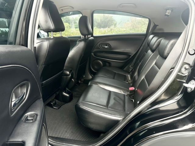 冠鑫汽車全程為您服務～2016年HRV/1800cc/S版/全車原版件  第8張相片