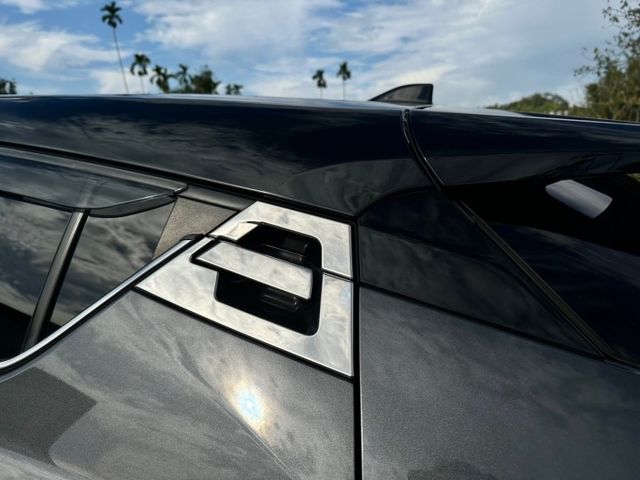 冠鑫汽車全程為您服務～2018年 CHR/1200cc/4WD/灰黑/全車原版件!  第7張相片