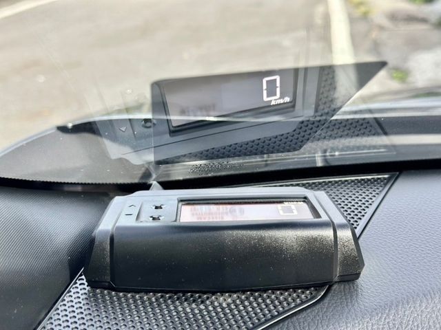 冠鑫汽車全程為您服務～2018年 CHR/1200cc/4WD/灰黑/全車原版件!  第17張相片