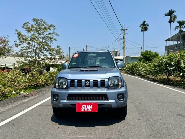 冠鑫汽車全程為您服務～ 2013年JIMNY1300cc/4WD/全車原版件  第2張相片