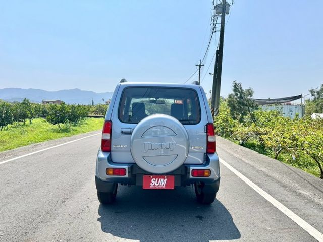 冠鑫汽車全程為您服務～ 2013年JIMNY1300cc/4WD/全車原版件  第3張相片
