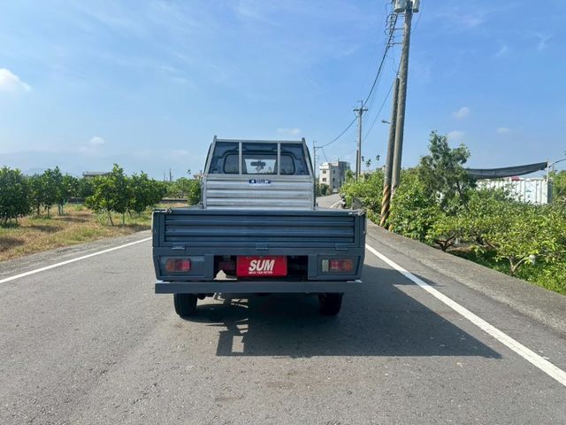 冠鑫汽車全程為您服務～ 2018年菱利/1500cc/ 全車原版件  第3張相片