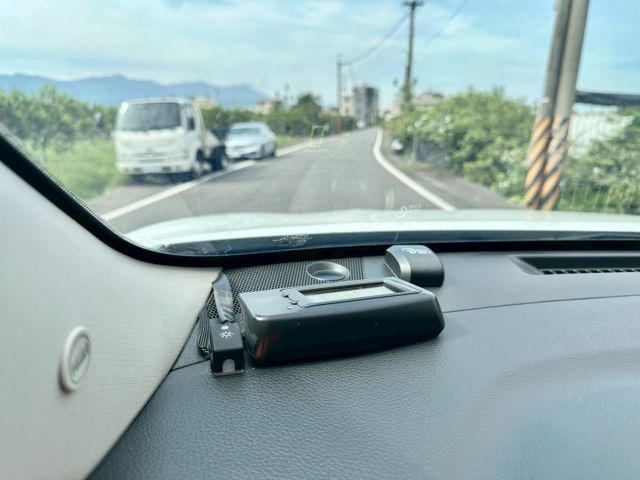 冠鑫汽車全程為您服務～2018年2000cc/全車原版件  第18張相片