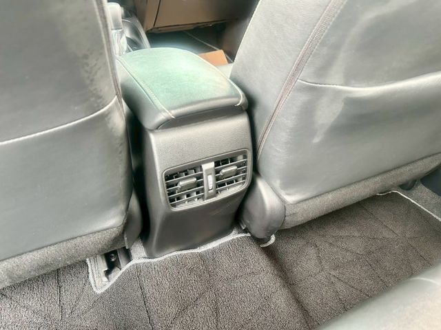 冠鑫汽車全程為您服務～ 2021 ALTIS/1800cc尊爵版  第8張相片