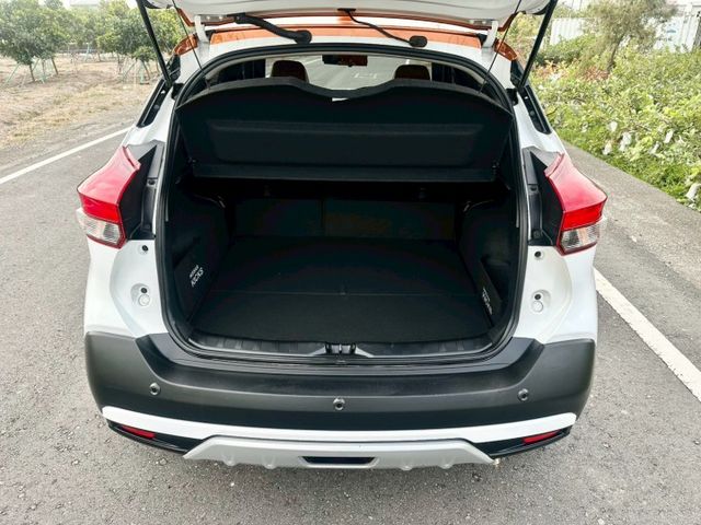 冠信汽車全程為您服務～2019/1500cc/KICKS/全車原版件！  第5張相片