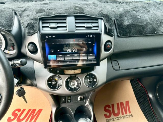 冠鑫汽車全程為您服務～2012年RAV4/2400cc/4WD 全車原版件！  第13張相片