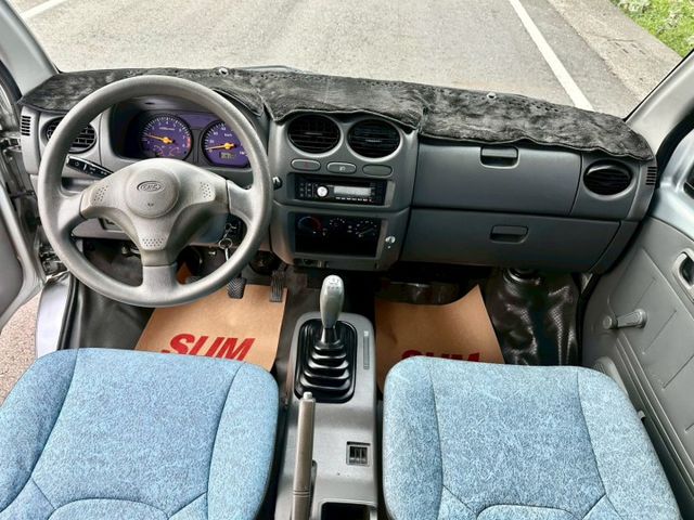 冠鑫汽車全程為您服務～2013年菱利廂型車1200cc/  第7張相片