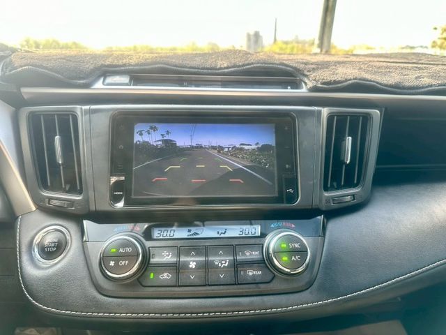 冠鑫汽車全程為您服務～2017年RAV4/2000cc 全車原版件！  第13張相片