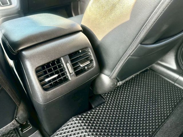 冠鑫汽車全程為您您服務～ 2017年CRV/VTIS/2000cc全車原版件！  第7張相片