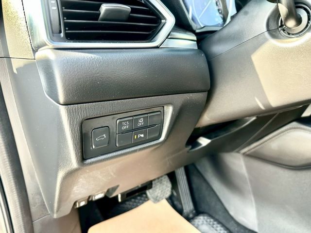 冠鑫汽車全程為您服務～2018年CX5/2000cc全車原版件！  第11張相片