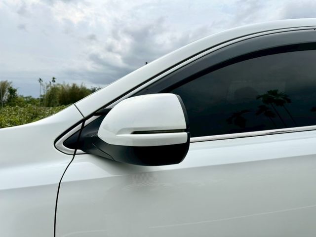 冠鑫汽車全程為您服務～ 2018 CRV/VTIS版/1500cc LED 全車原版件！  第6張相片