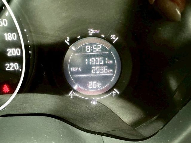 冠鑫汽車全程為您服務～ 2017年HRV/1800cc/VTIS版 全車原版件！  第15張相片