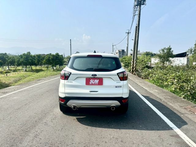 冠鑫汽車全程為您服務～2017年KUGA/1500cc 全車原版件！  第3張相片