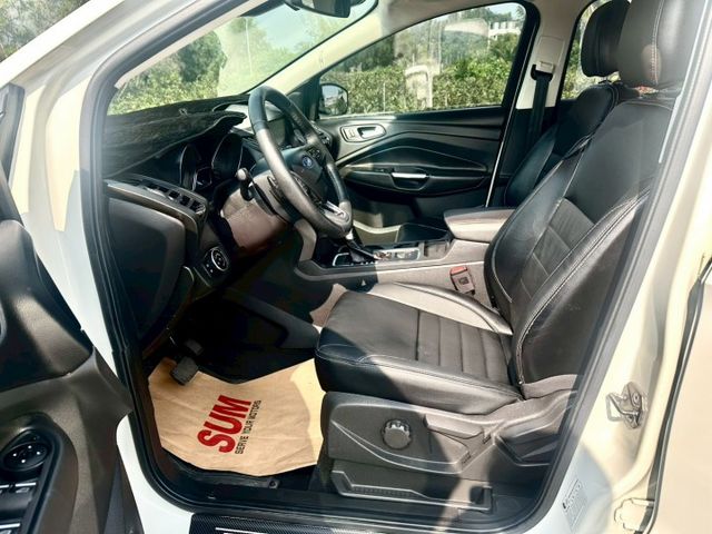 冠鑫汽車全程為您服務～2017年KUGA/1500cc 全車原版件！  第7張相片