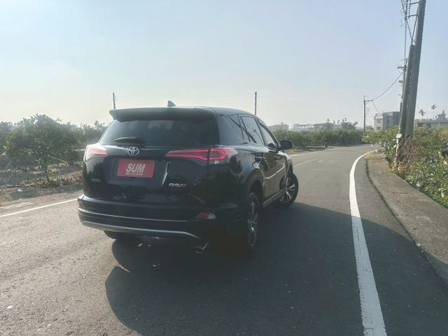 冠鑫汽車全程為您服務～2017年RAV4/2000cc 全車原版件！  第4張相片