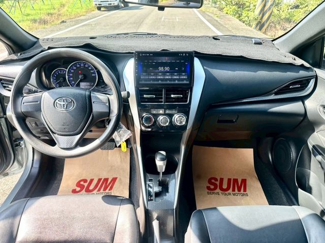 冠鑫汽車全程為您服務～2018年YARIS /1500cc/G版 全車原版件！  第9張相片