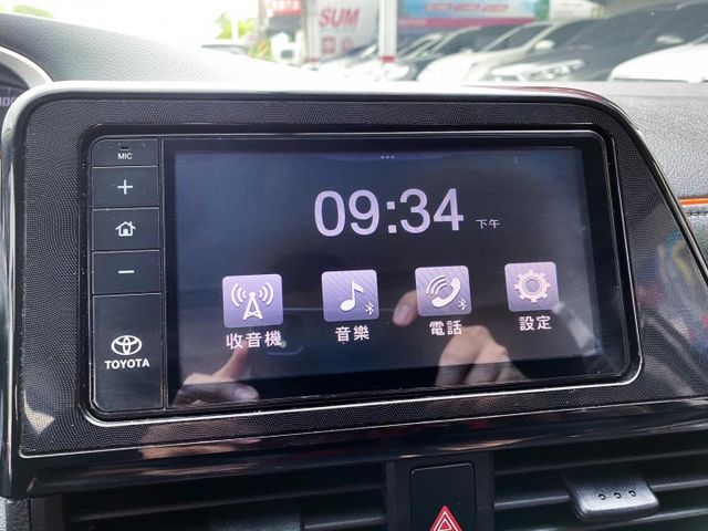 一手漂亮車 ! 七人座大空間 ! 認證車 ! 全額貸款 !  第12張相片