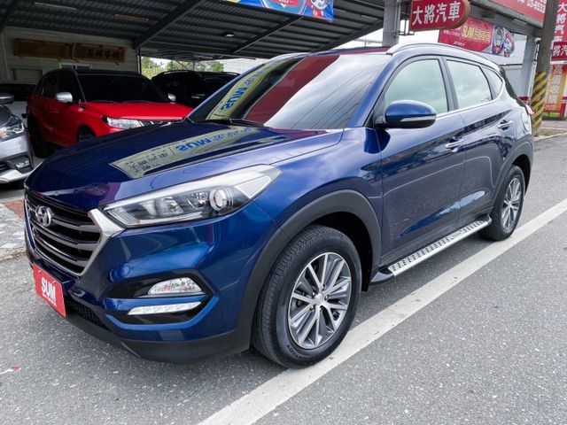 一手美車 ! 時尚款 ! i-KEY、定速、電動椅、雙區恆溫、後座出風口 ! 認證車 ! 全額貸款 !  第4張相片