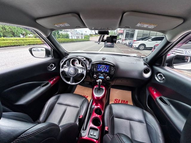 英倫風小跑旅 ! 內外質感極佳 ! 認證車 ! 全額貸款 !  第8張相片