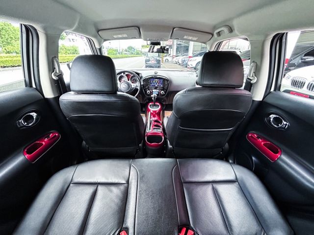 英倫風小跑旅 ! 內外質感極佳 ! 認證車 ! 全額貸款 !  第17張相片