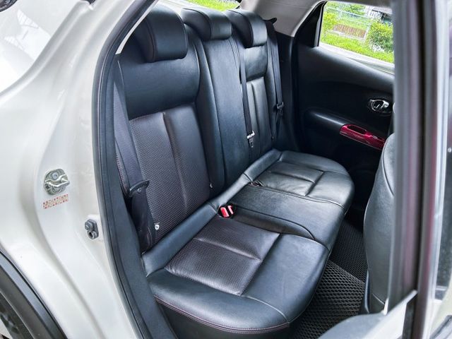 英倫風小跑旅 ! 內外質感極佳 ! 認證車 ! 全額貸款 !  第19張相片