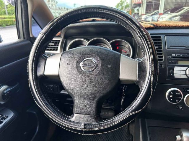 優質代步小車 ! 小車大空間 ! 可第三方認證 ! 全額貸款 !  第10張相片