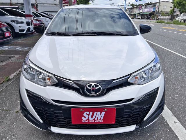 一手美車 ! 熱門暢銷車款 ! 第三方認證車 ! 全額貸款 !  第3張相片