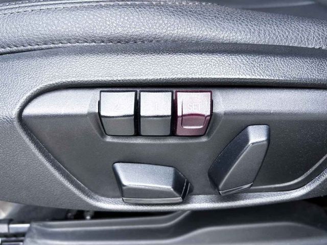 極佳車況 ! 內裝超漂亮 ! 認證車 ! 全額貸款 !  第17張相片