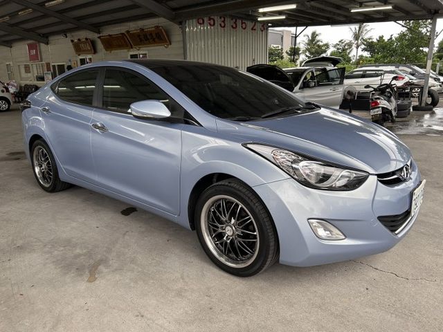 一手美車 ! 超低里程僅跑8萬 ! 旗艦款 ! 升級安卓機 ! 認證車 ! 全額貸款 !  第1張相片