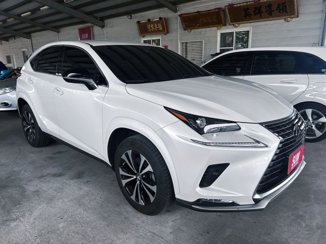 一手美車 ! 菁英版 ! 豪華休旅車 ! 認證車 ! 全額貸款 !  第1張相片