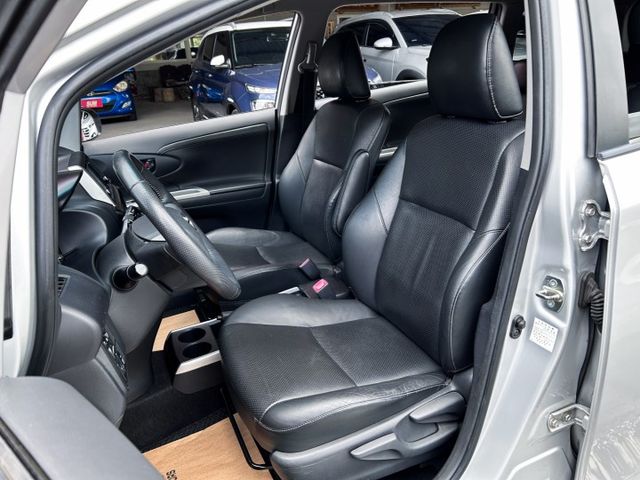 一手美車 ! 2.0E ! 有定速 ! 7人座最佳首選 ! 第三方認證車 ! 全額貸款 !  第13張相片