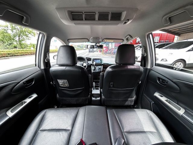 一手美車 ! 2.0E ! 有定速 ! 7人座最佳首選 ! 第三方認證車 ! 全額貸款 !  第15張相片