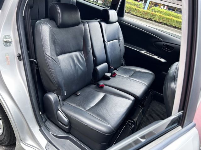 一手美車 ! 2.0E ! 有定速 ! 7人座最佳首選 ! 第三方認證車 ! 全額貸款 !  第18張相片