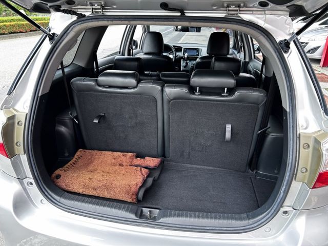 一手美車 ! 2.0E ! 有定速 ! 7人座最佳首選 ! 第三方認證車 ! 全額貸款 !  第19張相片