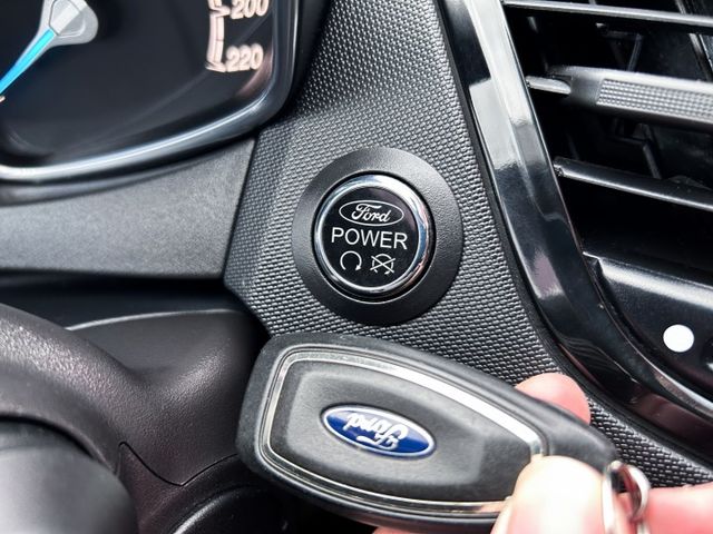 一手美車 ! 1.0渦輪小鋼炮 ! 省油好開省稅金 ! 第三方認證 ! 全額貸款 !  第12張相片