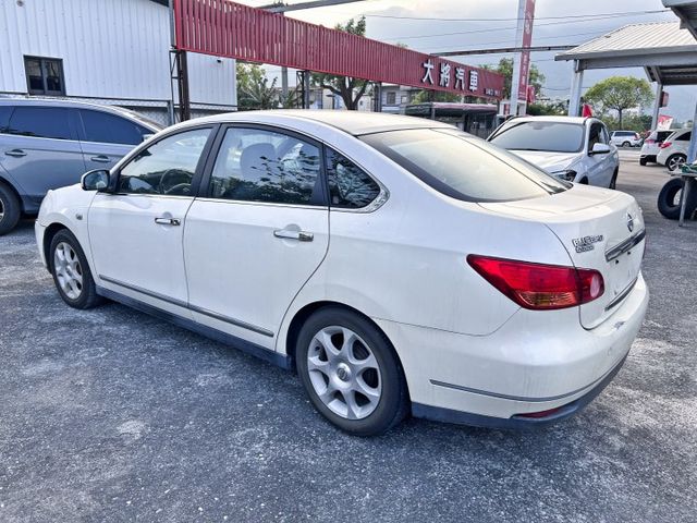 一手車 ! 2.0H頂規 ! 車況良好 ! 冷氣強 ! 便宜優質代步車 ! 可認證 ! 全額貸款 !  第2張相片