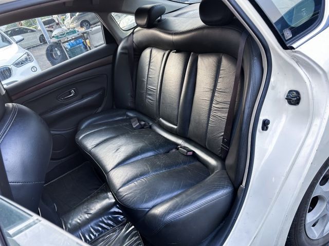 一手車 ! 2.0H頂規 ! 車況良好 ! 冷氣強 ! 便宜優質代步車 ! 可認證 ! 全額貸款 !  第5張相片