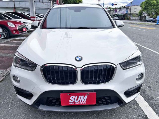 極佳車況 ! 內裝超漂亮 ! 認證車 ! 全額貸款 !  第3張相片