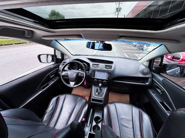 一手美車 ! 7人座 ! 超低里程僅跑7萬 ! 尊爵版 ! 認證車 ! 全額貸款 !  第10張相片