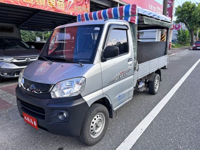一手車 ! 低里程跑五萬 ! 蓬式+電尾門 ! 認證車 ! 全額貸款  第4張相片