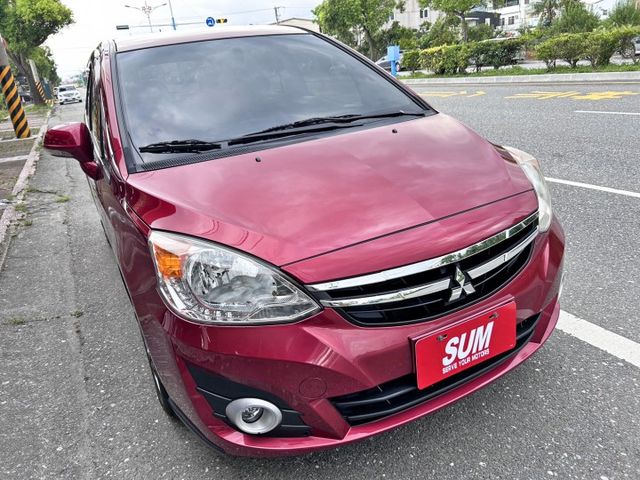 一手美車 ! 超低里程僅跑2萬 ! 車況如新車 ! 第三方認證車 ! 全額貸款 !  第2張相片