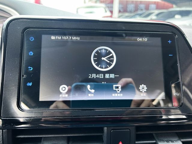 一手美車 ! 1.8豪華五人座 ! 超大空間 ! 認證車 ! 全額貸款 !  第12張相片