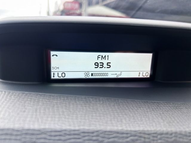 D5柴油AWD ! 旗艦版 ! 漂亮美車 !  認證車 ! 全額貸款  第11張相片