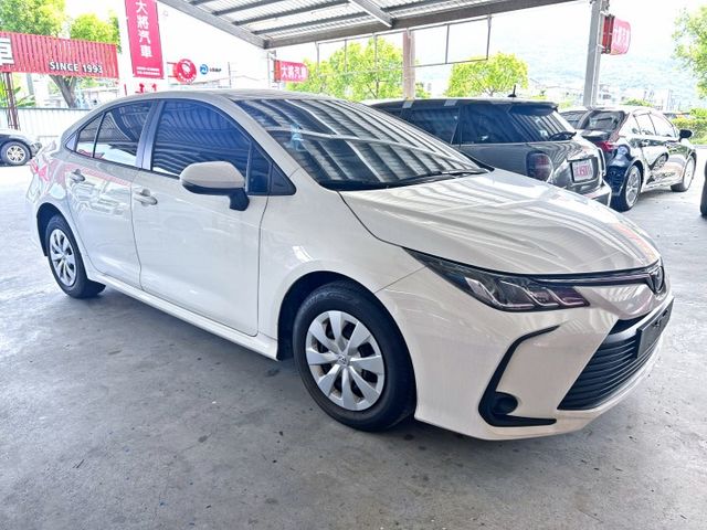 一手美車 ! 24年領牌 ! 美容整備中 ! 第三方認證 ! 全額貸款 !  第1張相片